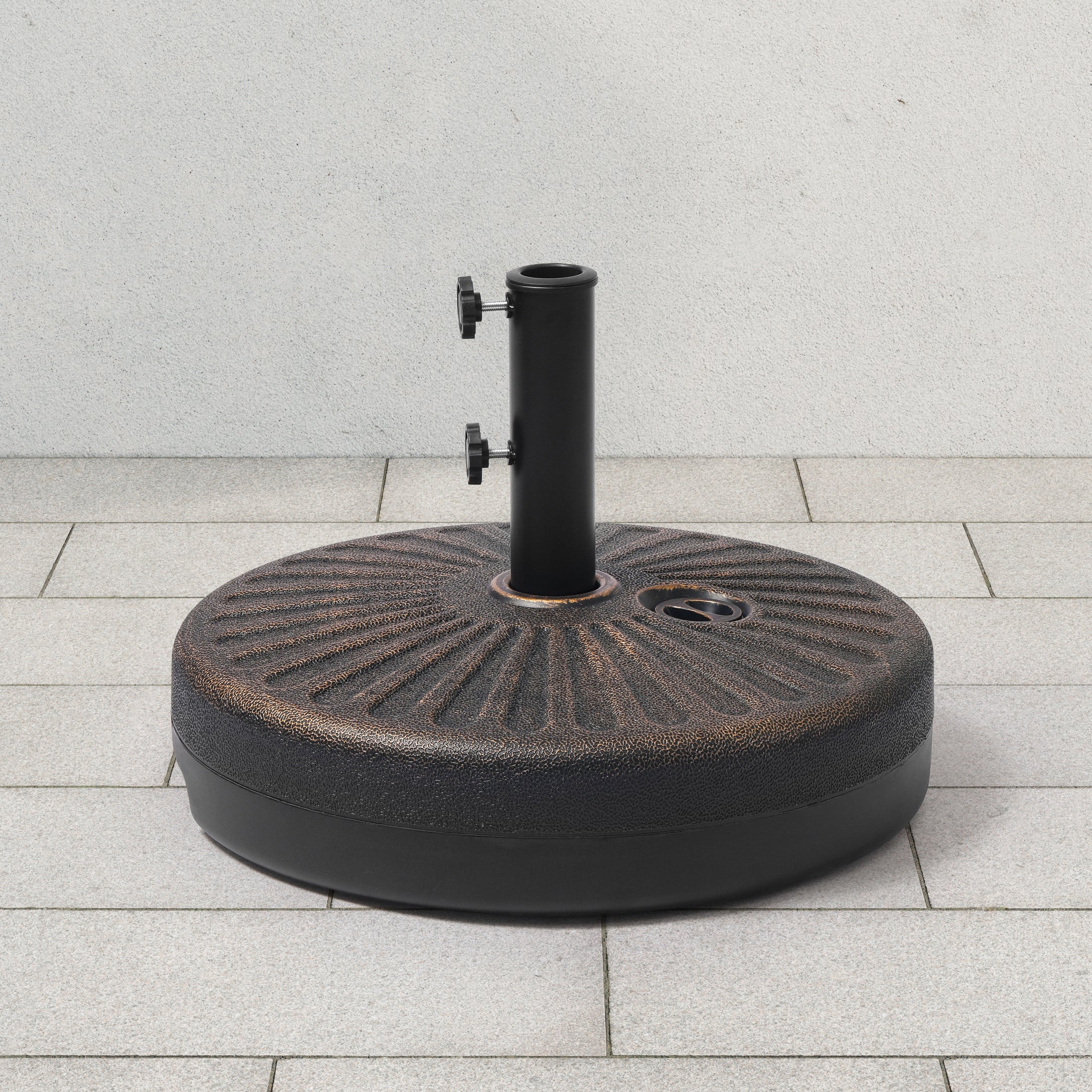 Bally 20" diameter round hard plastic free standing umbrella base