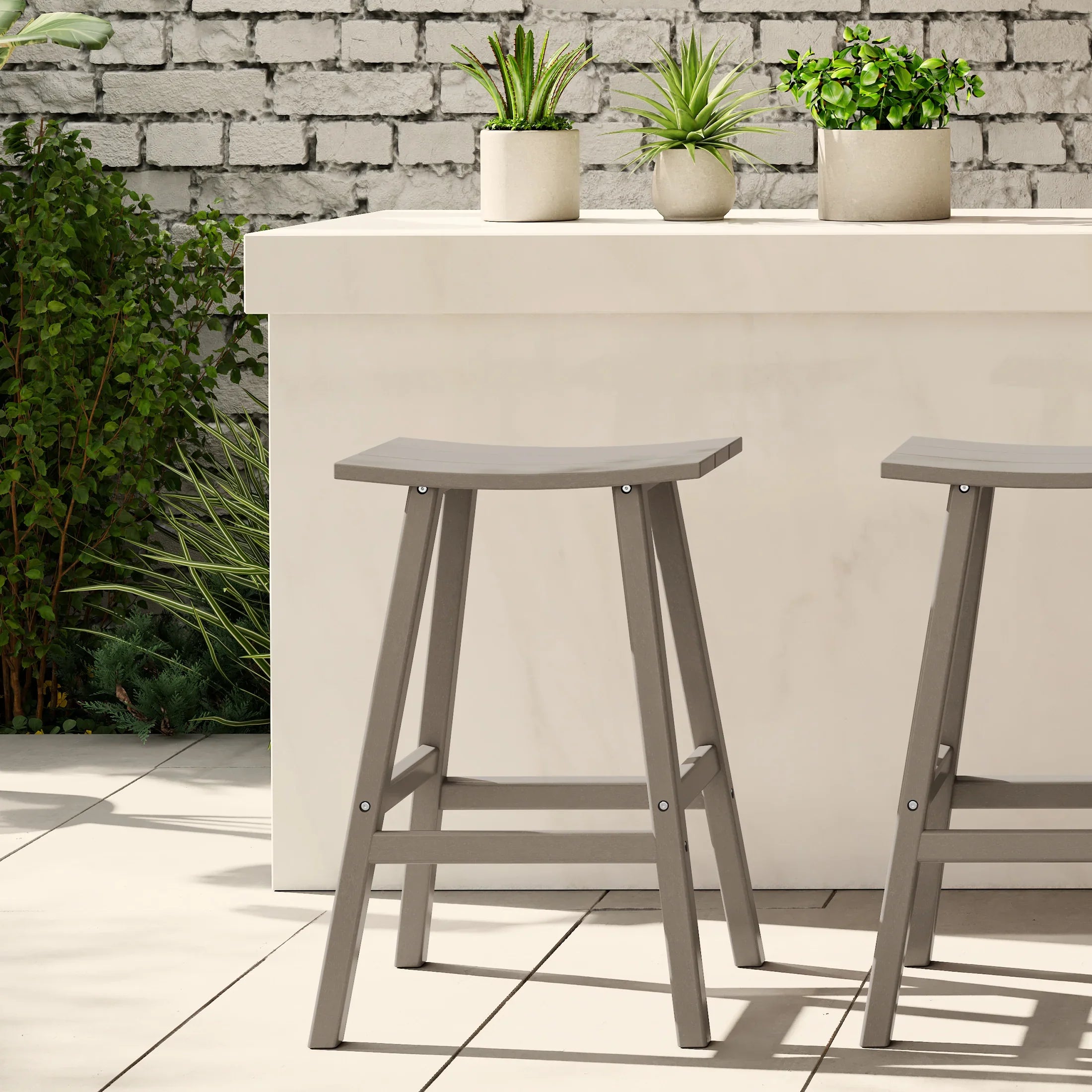 Paradise 29" height Outdoor / Patio Saddle bar stool