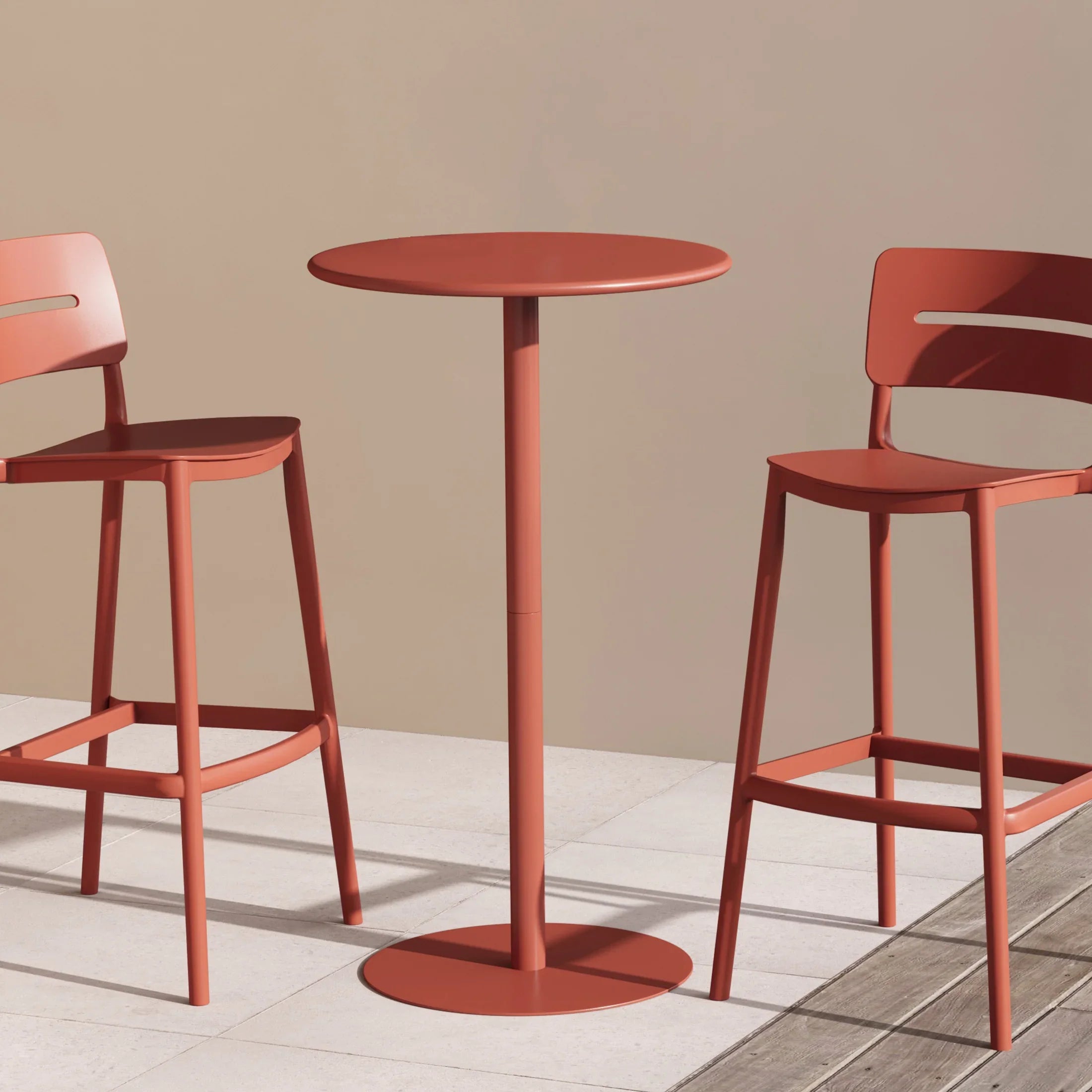 Sunshine 41.25" Adjustable Metal Round Bar Height Table