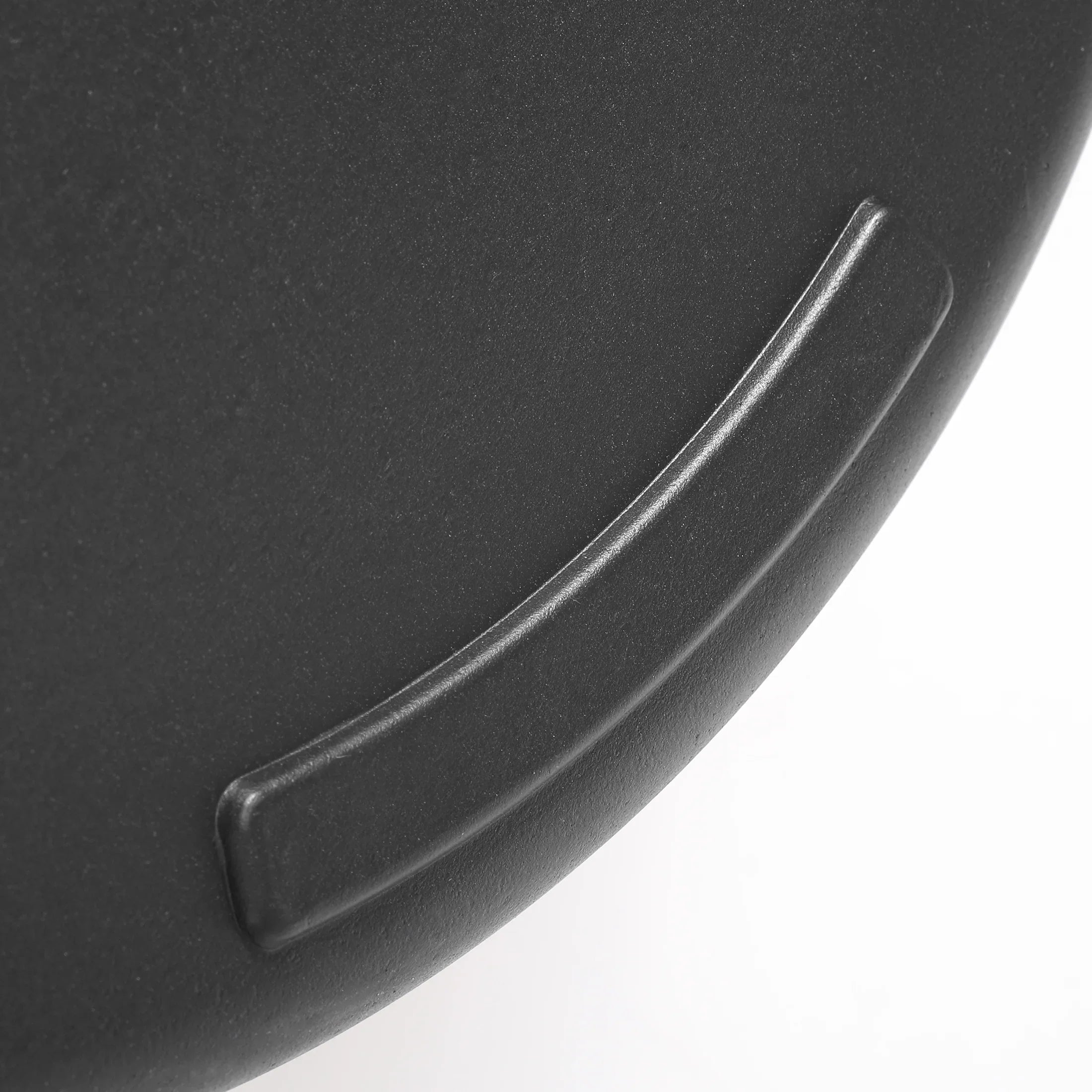 Bally 20" diameter round hard plastic free standing umbrella base