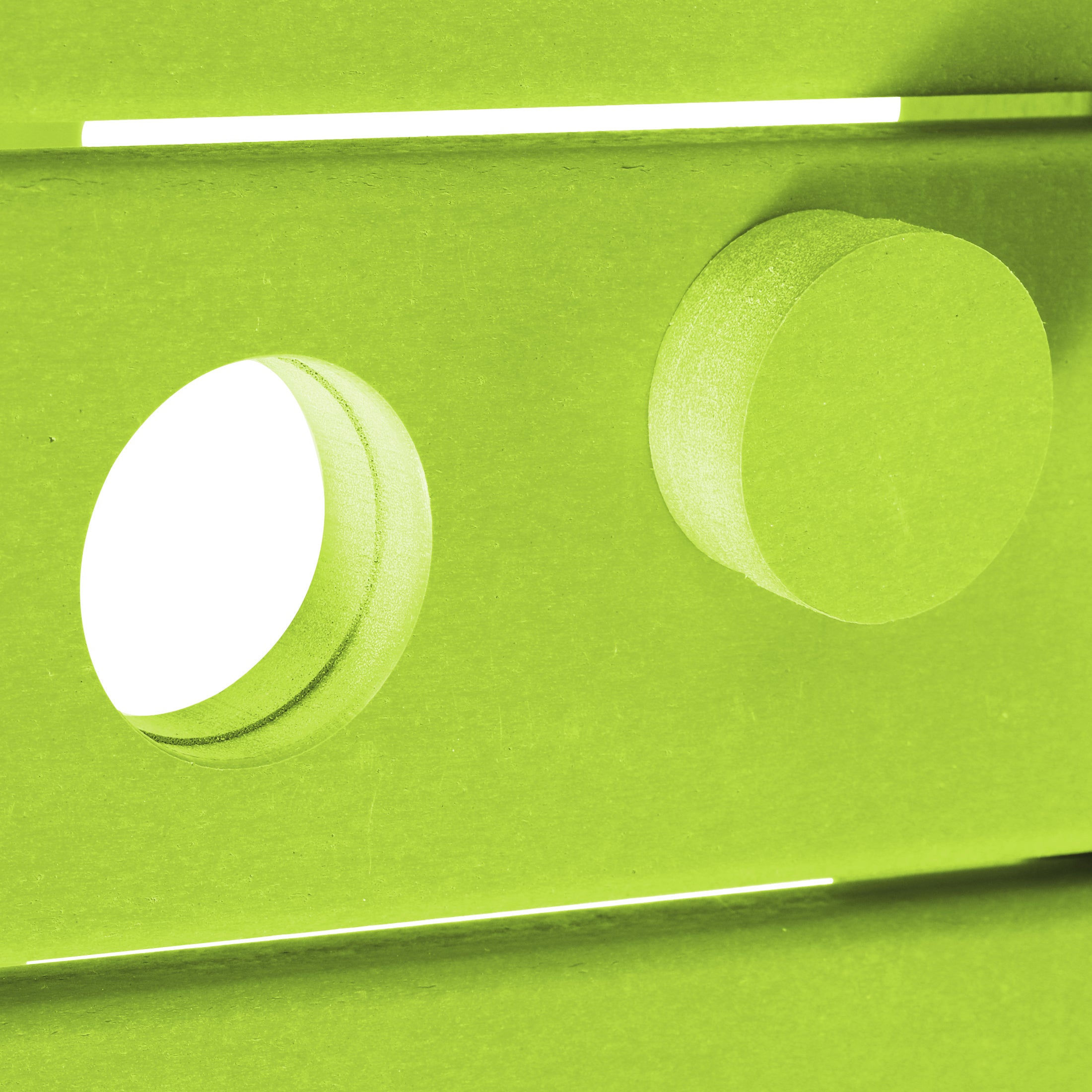 Paradise Kids Outdoor Patio Furniture HDPE 38" Wide Round Dining Table