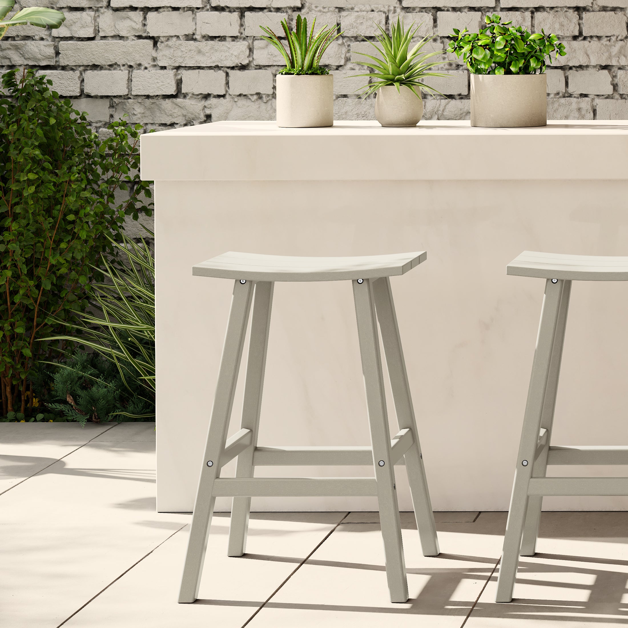 Paradise Westintrends 29" height Outdoor / Patio Saddle bar stool