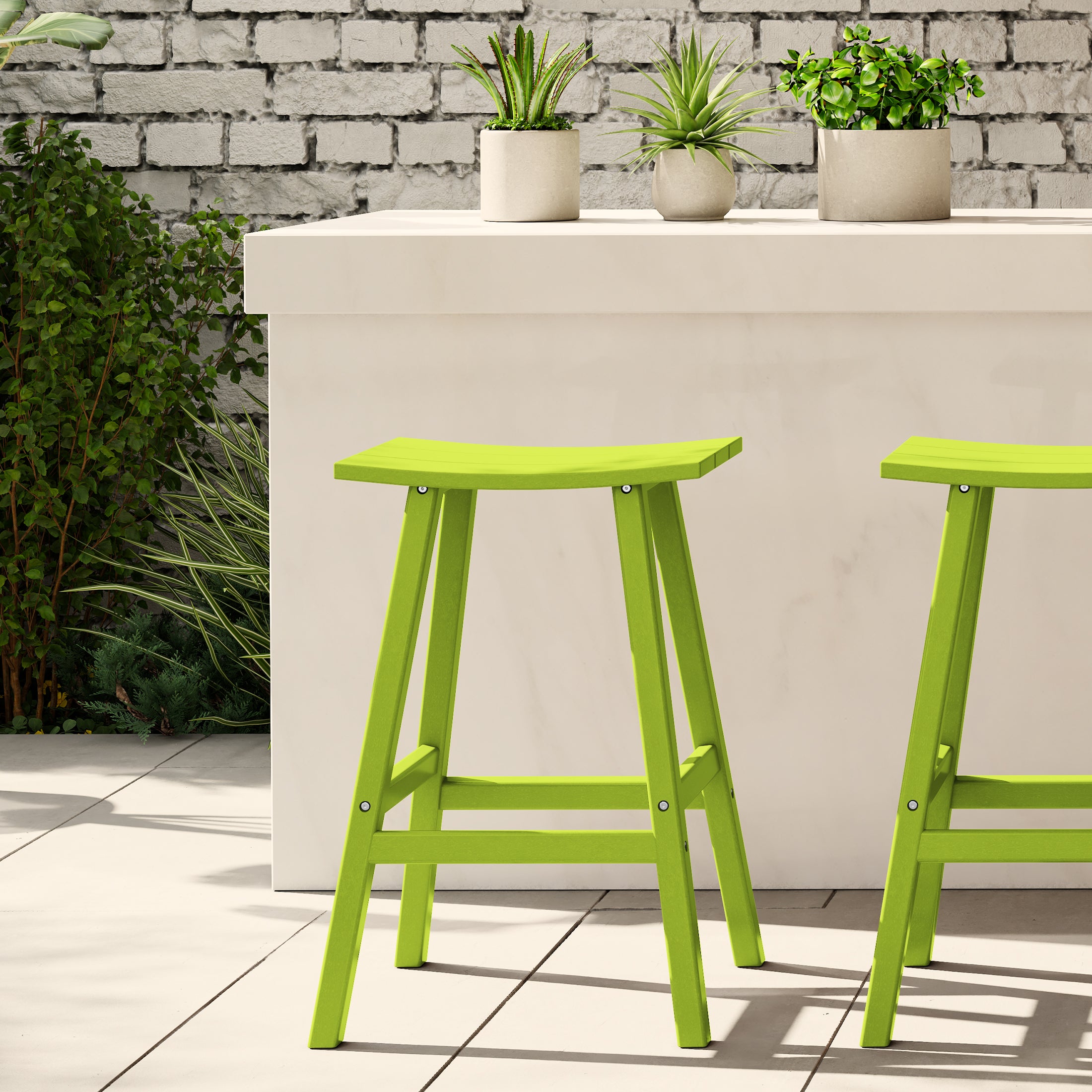 Paradise Westintrends 29" height Outdoor / Patio Saddle bar stool