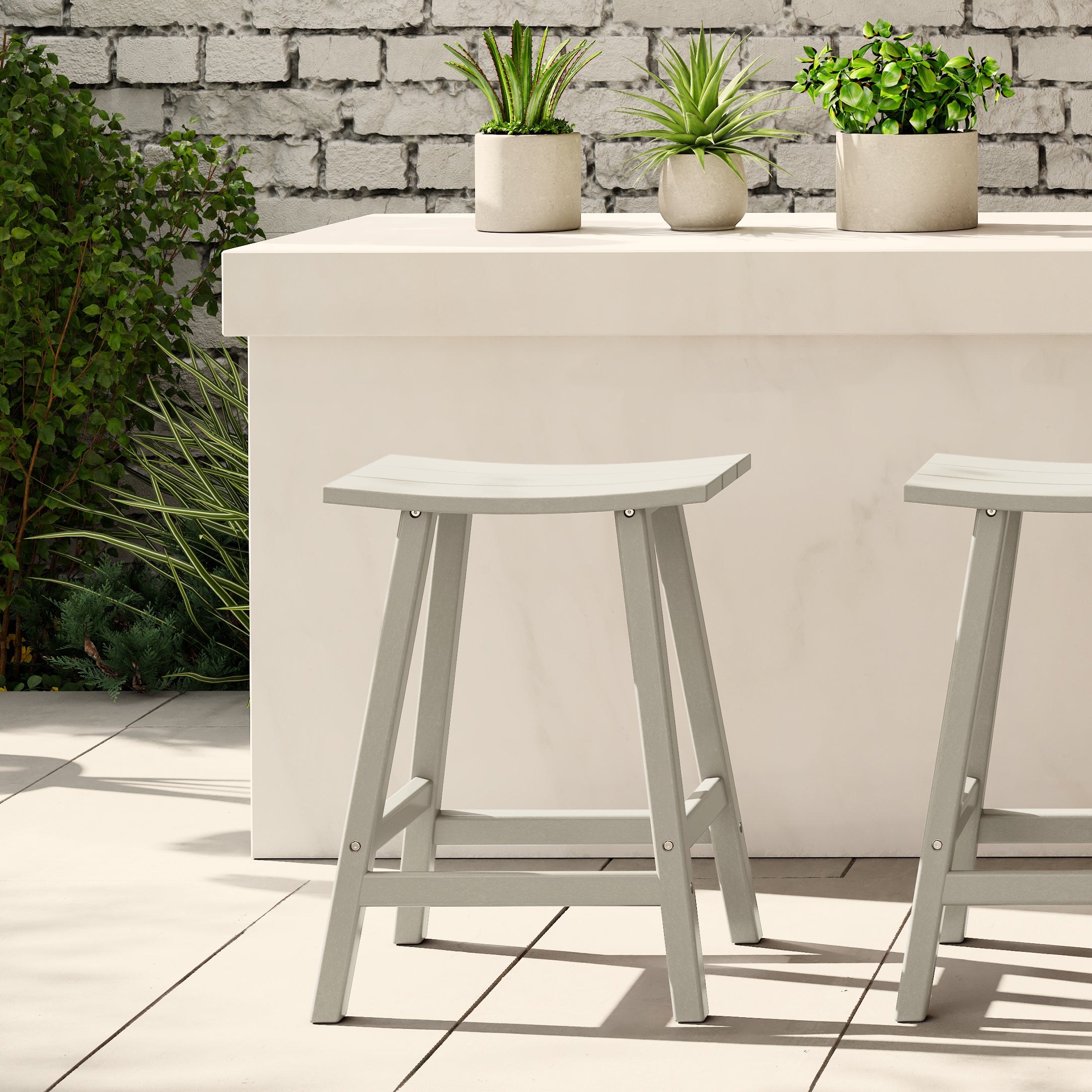 Paradise 24" height Outdoor / Patio Saddle bar stool