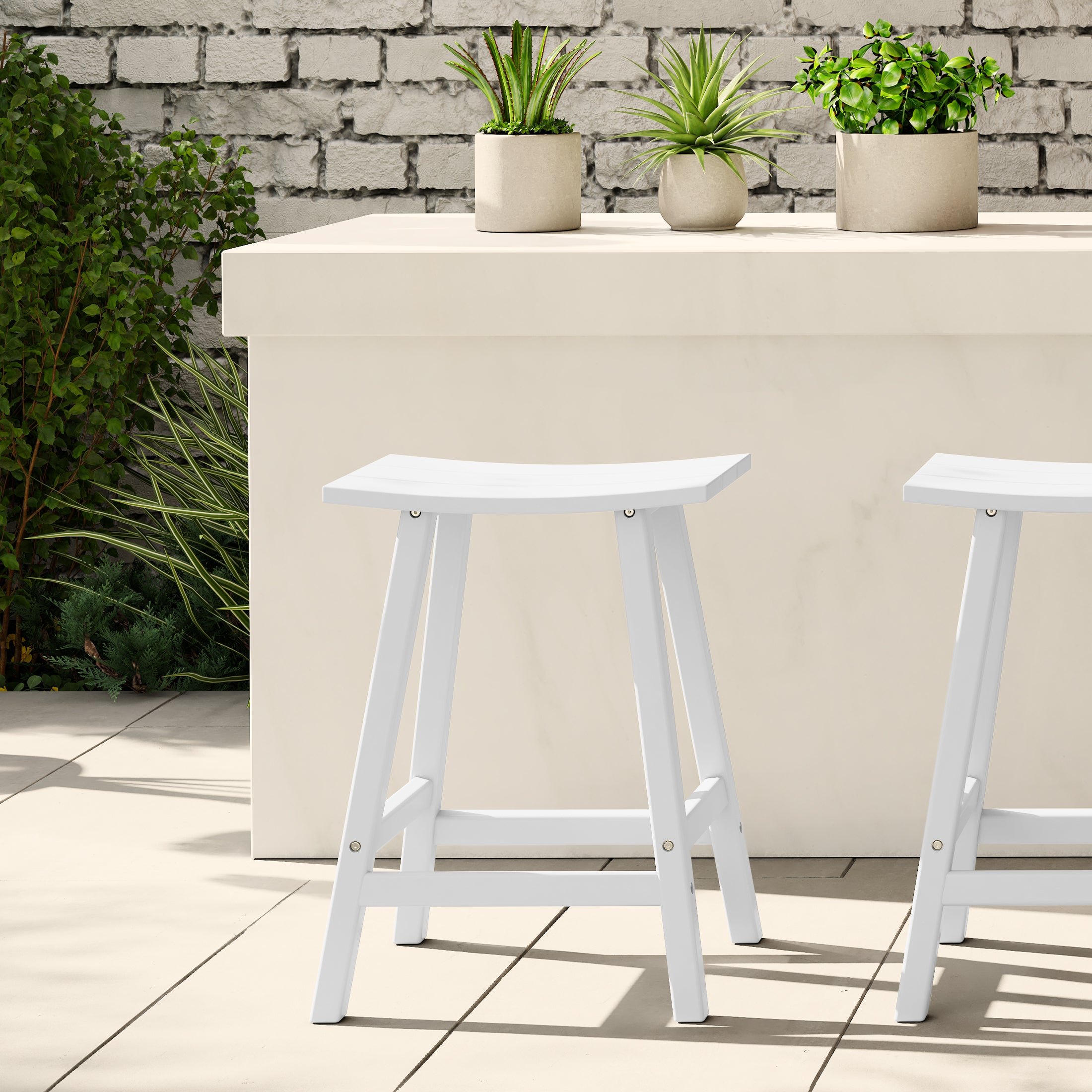 Paradise 24" height Outdoor / Patio Saddle bar stool