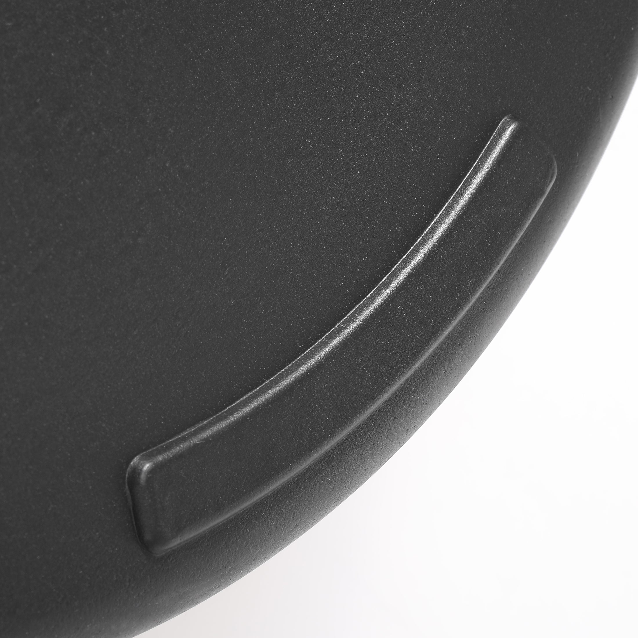 Bally 20" diameter round hard plastic free standing umbrella base